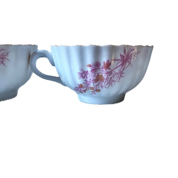 2 Spode Chelsea Garden Tea Cups Lot of 2 Trim Footed Handle EUC - Picture 8 of 12